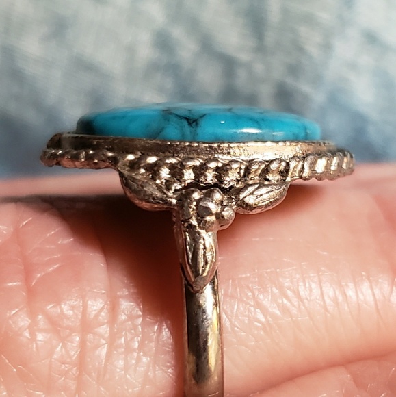 VNTG Silver Tone Adjustable Ring w/Blue Cabochon - Picture 6 of 6